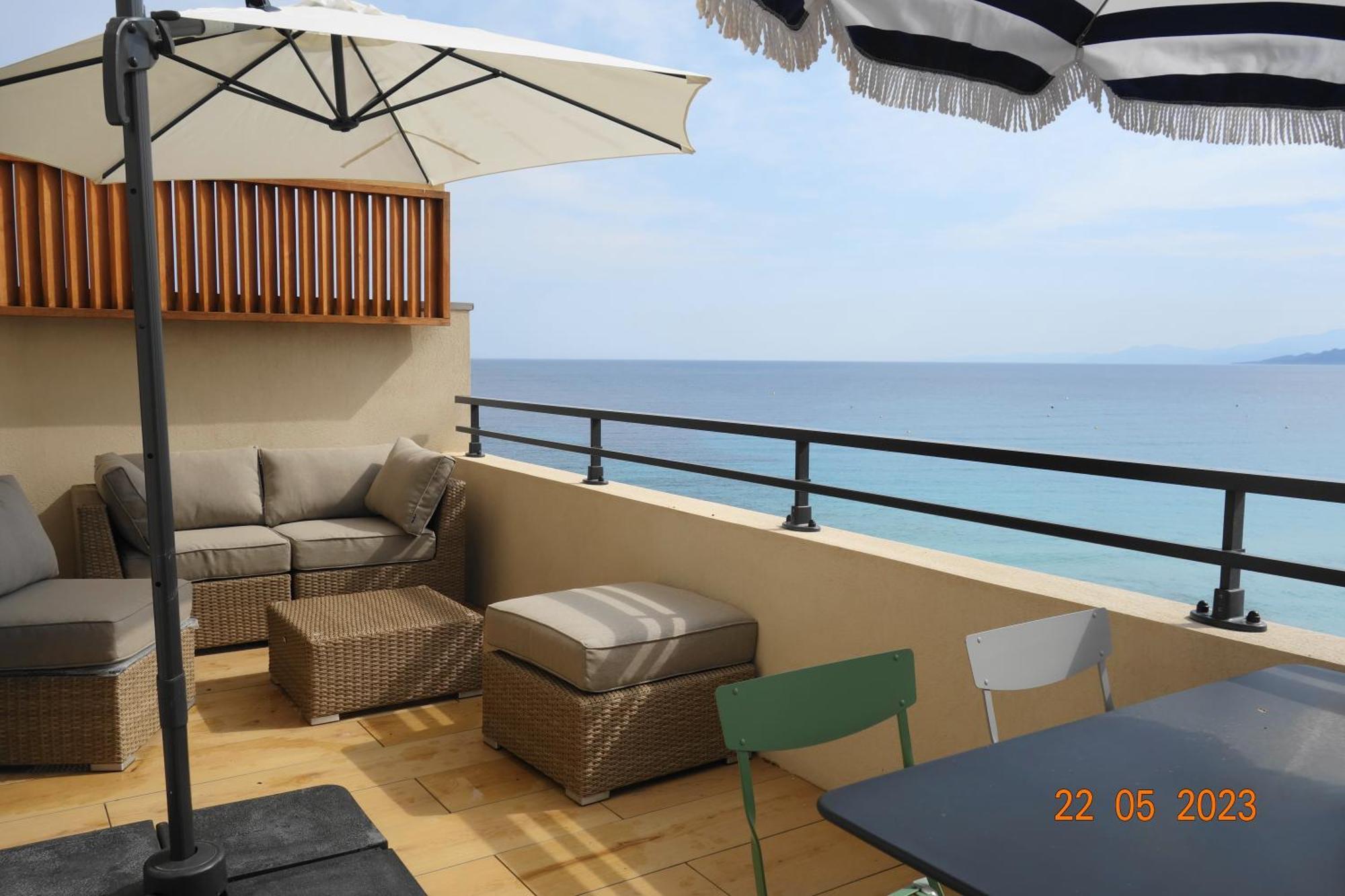 L'Ambre Apartamento LʼÎle-Rousse Exterior foto
